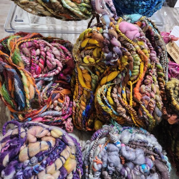 Hand spun art yarn, fantastic colors, from 2oz and up each. - Picture 4 of 5